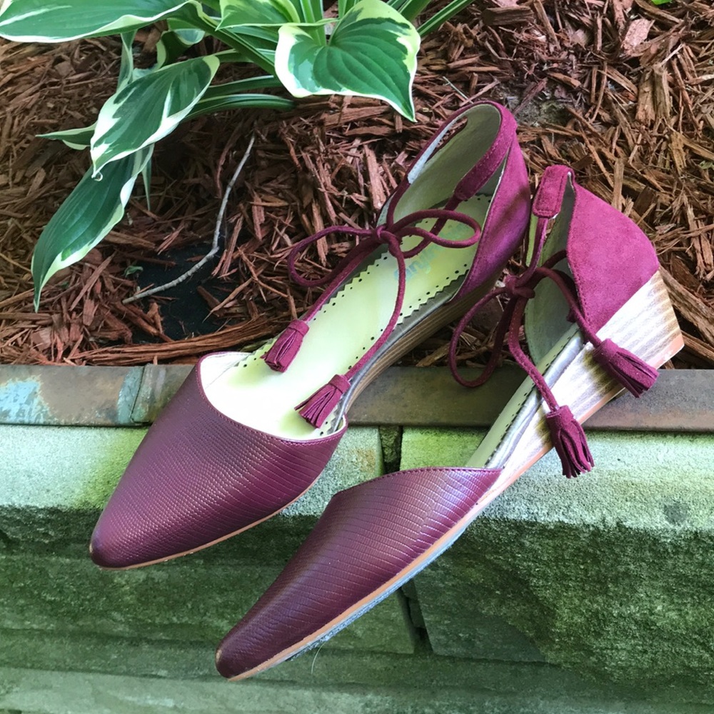 Anthropologie ankle tie mini wedge flats 8 wine - Picture 2 of 5